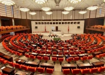 صحفي تركي: عفو جديد في الطريق يستفيد منه المدانون بجرائم جنائية!