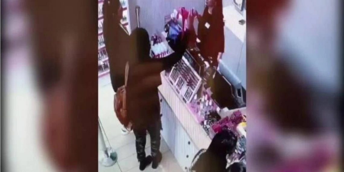 أحلام البشير اشترت الماكياج قبل هجوم إسطنبول