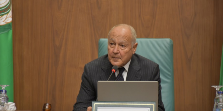 أبو الغيط يوجه التحية لأحرار العالم المتضامنين مع فلسطين 