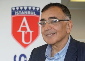 خبير: تركيا خرجت عن إيقاع الاقتصاد العالمي