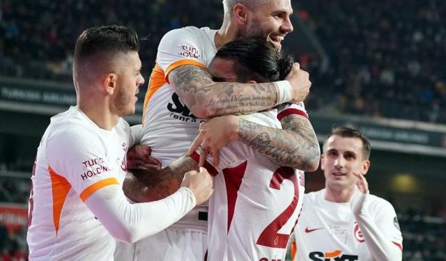 هزيمة تاريخية لفريق باشاك شهير أمام جالطة سراي