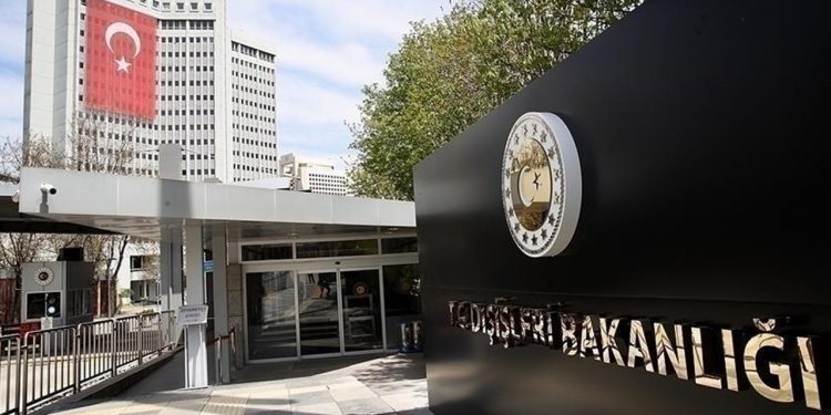 تركيا تستدعي سفير السويد