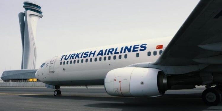 طائرة تركية تهبط اضطراريًّا بعد دقائق من الإقلاع