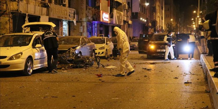 تفجير سيارة مفخخة جنوبي تركيا