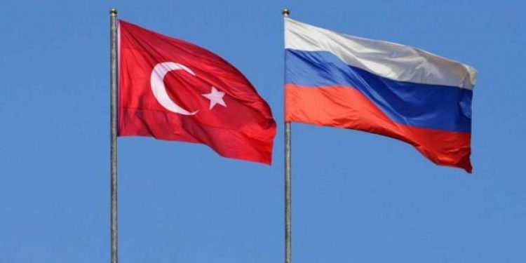 الروس يحولون مئات الملايين من الليرات إلى تركيا!