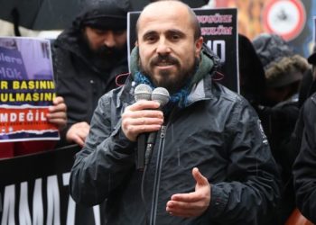 تركيا.. اعتقال مراسل إخباري في يوم الصحفي التركي