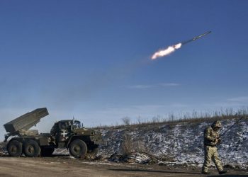 اشتباكات عنيفة في سوليدار.. أكثر مناطق الحرب سخونة في أوكرانيا