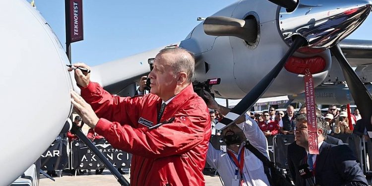 هل الولايات المتحدة وسيط غير منحاز في الصراع التركي-اليوناني؟