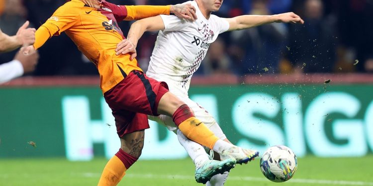 الدوري التركي.. جالطة سراي يقسو على هاتاي سبور بـ4 أهداف