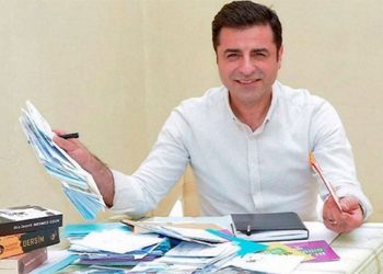 دميرطاش: ابنتي الكبرى مترددة في التصويت بالانتخابات