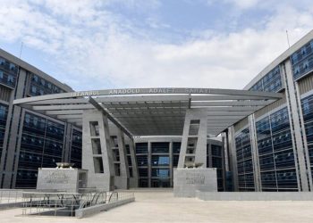 تركيا.. 32 مليون ليرة تكلفة ترميم قصر العدل في إسطنبول