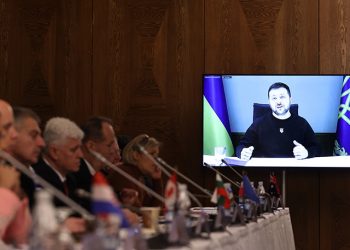 مجموعة الاتصال الدفاعية للناتو: لا مجال للتباطؤ في دعم أوكرانيا