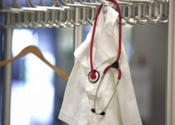 برلماني: 13 ألف طبيب غادروا تركيا خلال 3 سنوات