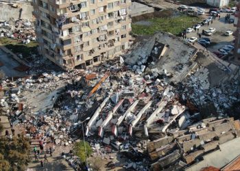 توقعات بارتفاع حصيلة الزلزال في تركيا وسوريا إلى 67 ألف قتيل