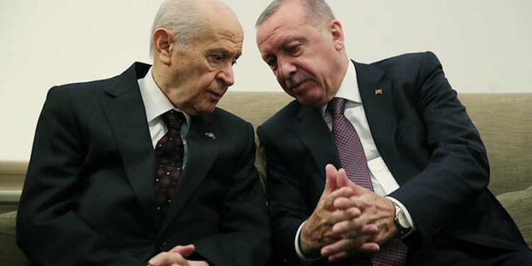 صحيفة: تحالف أردوغان يتوقع الفوز بالرئاسة من الجولة الثانية