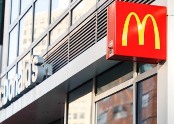 ماكدونالدز تعلن عن صنف جديد للأتراك بدون لحم!