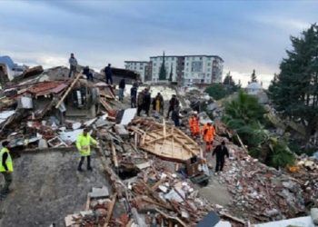 تركيا.. مخاوف من انتشار أوبئة بمناطق الزلزال