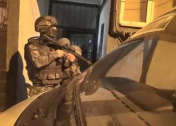 اعتقال 13 أجنبيًّا في إسطنبول بتهمة الانتماء لتنظيمات إرهابية