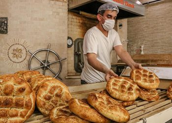 زيادة كبيرة بسعر خبز  رمضان في تركيا