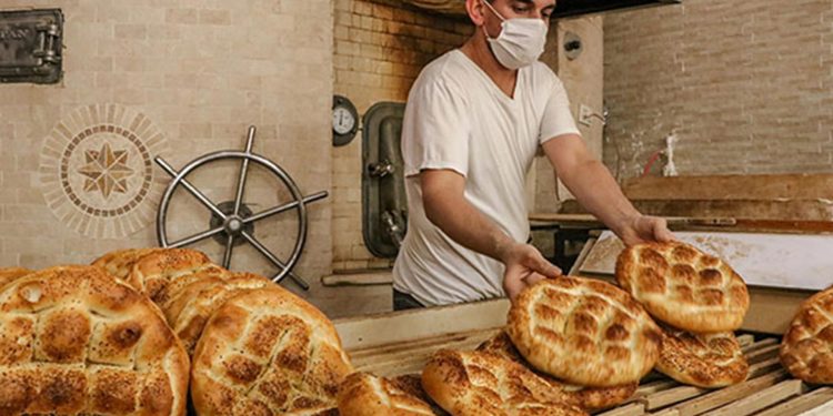 زيادة كبيرة بسعر خبز  رمضان في تركيا