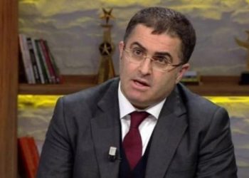 أستاذ قانون يعلن رغبته الترشح للانتخابات الرئاسية التركية