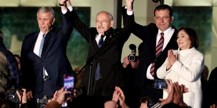 كيليتشدارأوغلو يلقي أول خطاب جماهيري فور إعلان ترشحه “سنعيد للناس ما سرق”