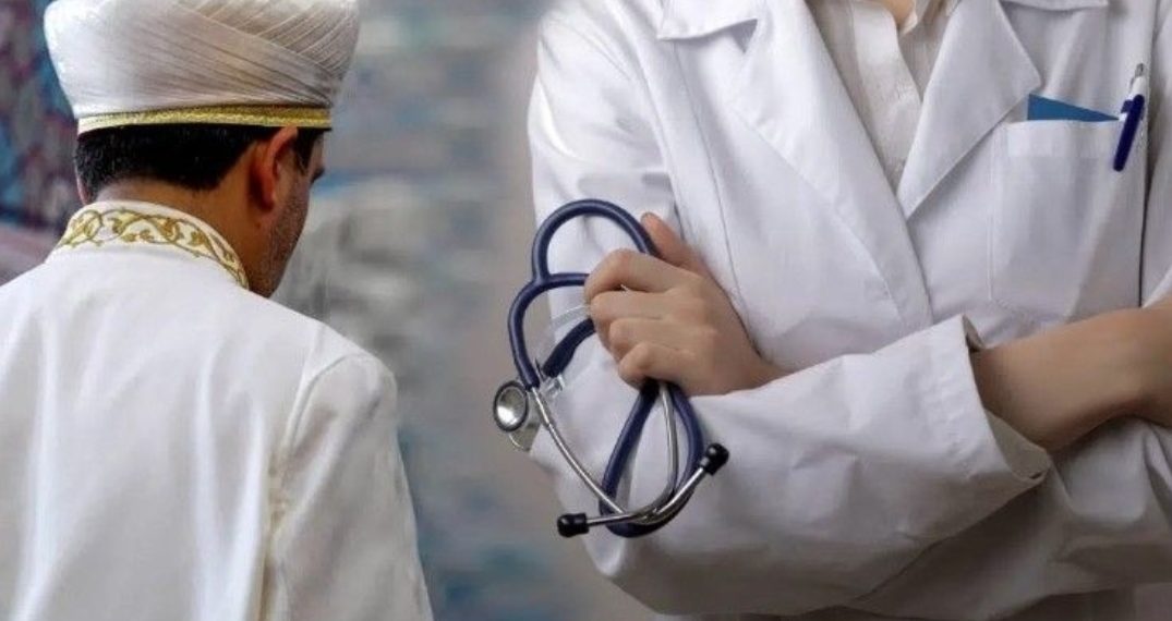 تركيا.. تراجع عدد الأطباء بالمستشفيات وتزايد عدد المشايخ