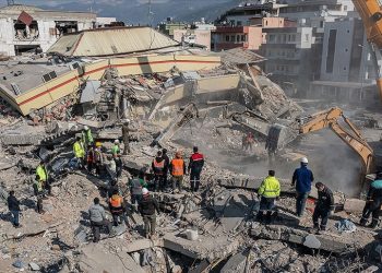 1297 لقوا حتفهم بزلزال تركيا لم يستدل على هويتهم بعد