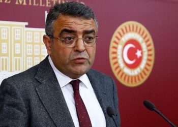 برلماني تركي: عنف الحكومة مع الأكراد تسبب بقتلى خلال احتفالات النوروز 