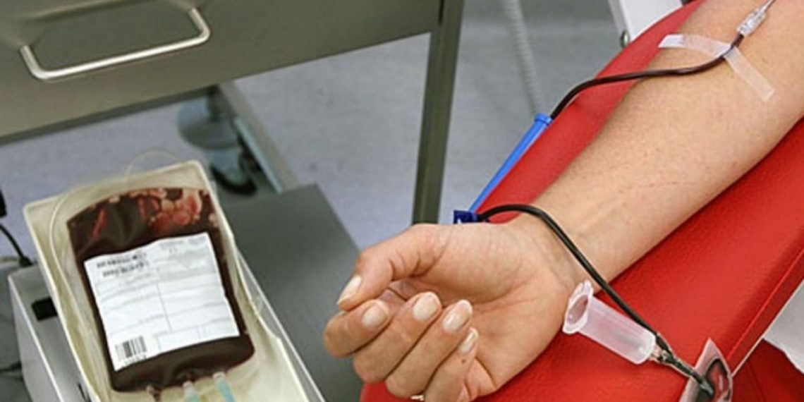 اتهام الهلال الأحمر التركي ببيع “الدم المتبرع به”