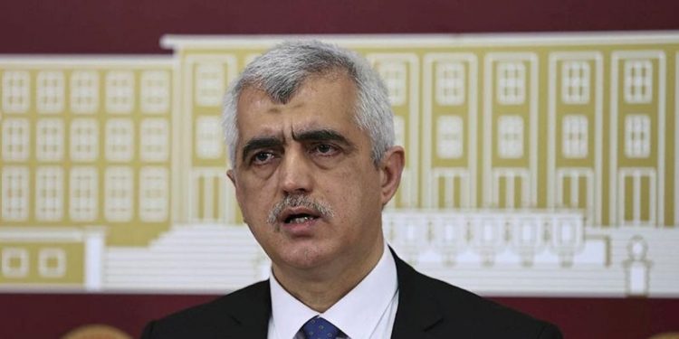 جرجرلي أوغلو: الوضع حرج والمعارضة دخلت أجواء الاحتفال مبكرًا