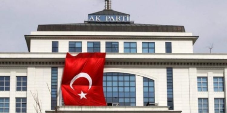 استهداف مقرات الحزب الحاكم في تركيا