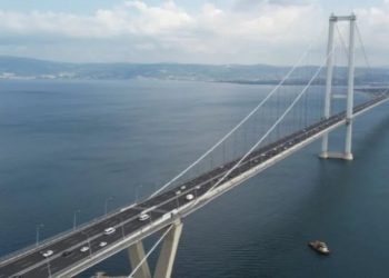 بلدية إسطنبول: 4.9 مليار دولار خسائر تركيا من الجسور