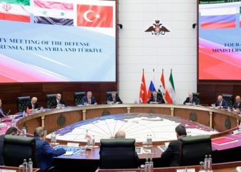 إعادة اللاجئين السوريين وتطبيع العلاقات التركية السورية على طاولة المباحثات الرباعية