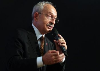 فاينانشيال تايمز: أولويات كليتشدار أوغلو ستكون الاقتصاد والديمقراطية