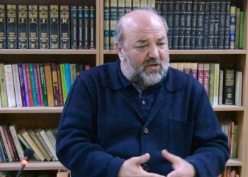 عالم لاهوت يحذر من العنف الديني والديكتاتورية بحكم أردوغان