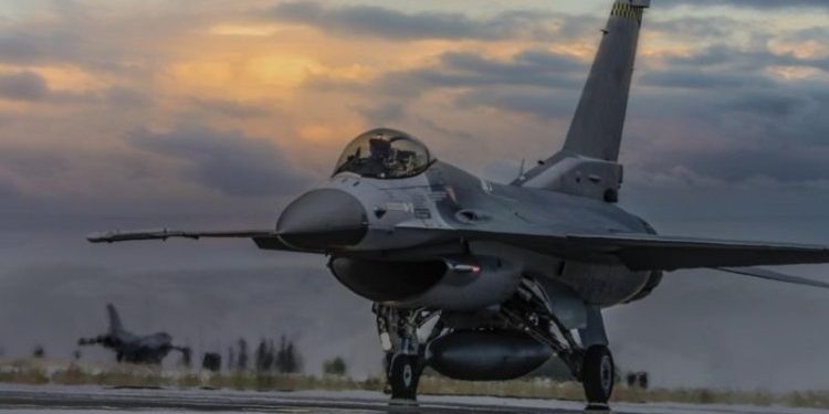 روسيا تحذر الغرب من تزويد أوكرانيا بمقاتلات F-16