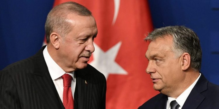 رئيس وزراء المجر: لو رحل أردوغان ستندلع الحروب!