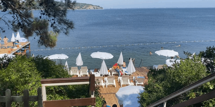 تعرف على رسوم الشواطئ الخاصة في إسطنبول.. بعضها يصل إلى 560 ليرة