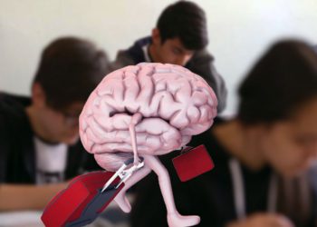 تركيا.. طلاب المرحلة الثانوية يقبلون على المدارس الأجنبية!