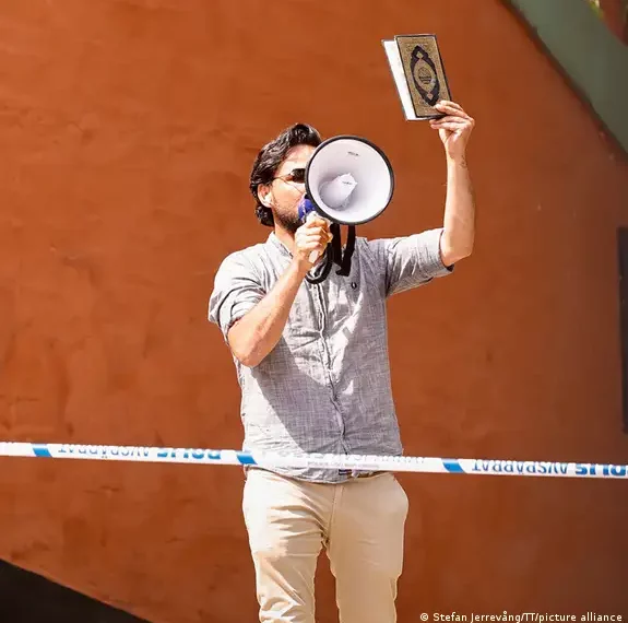 جوزيب بوريل يدين حرق القرآن في السويد والدنمارك