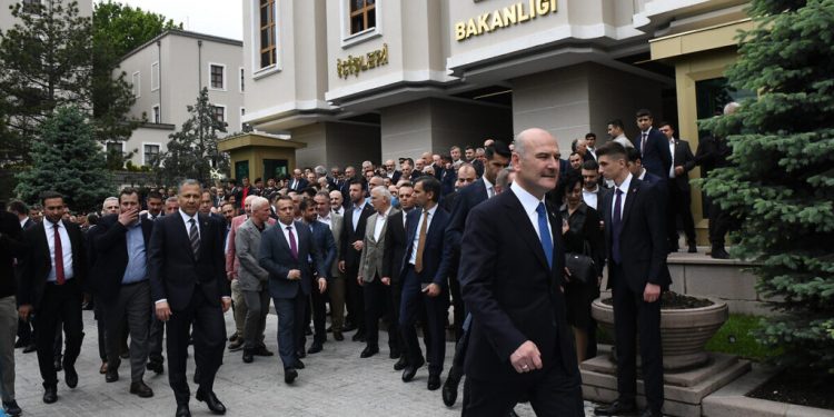 هل طلب أردوغان تقريرا استخباراتيا عن سليمان صويلو؟ 