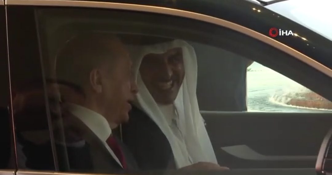 أردوغان يهدي أمير قطر سيارة “توغ” التركية