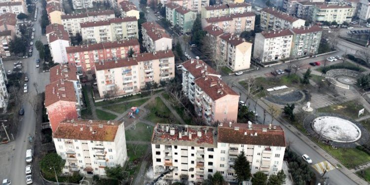 تركيا.. ارتفاع فوائد القروض يضع قطاع الإسكان على أعتاب أزمة عنيفة