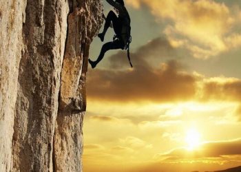 الحماقة والمغامرة .. كبسولة تيتان