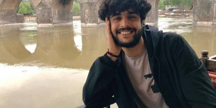 اعتقال الصحفي التركي قادير بيرام