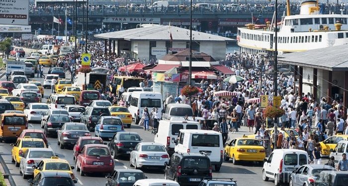 أزمة مرورية تقطع أوصال إسطنبول
