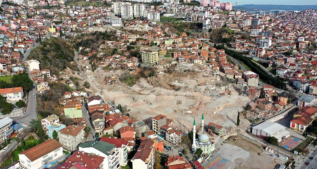 200 ألف مبنى عالي الخطورة في إسطنبول