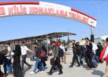 صحفي: ضمان عودة اللاجئين إلى سوريا ينقصه جلوس الأسد مع أردوغان