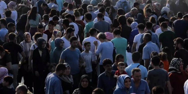 استطلاع: غلاء المعيشة يتصدر أبرز مشكلات الأتراك